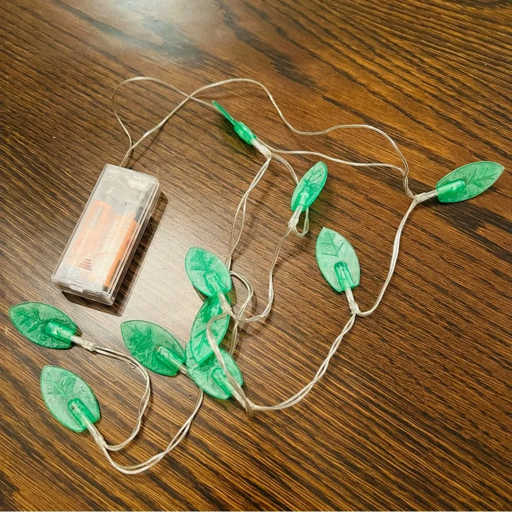 Leaf String Lights - Picture 5 of 9